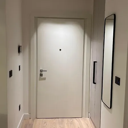 Waterfront Symphony 1bdr - Na Vodi