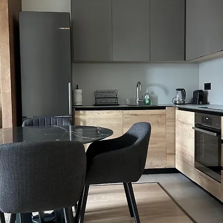 Apartament Waterfront Symphony 1bdr - Na Vodi